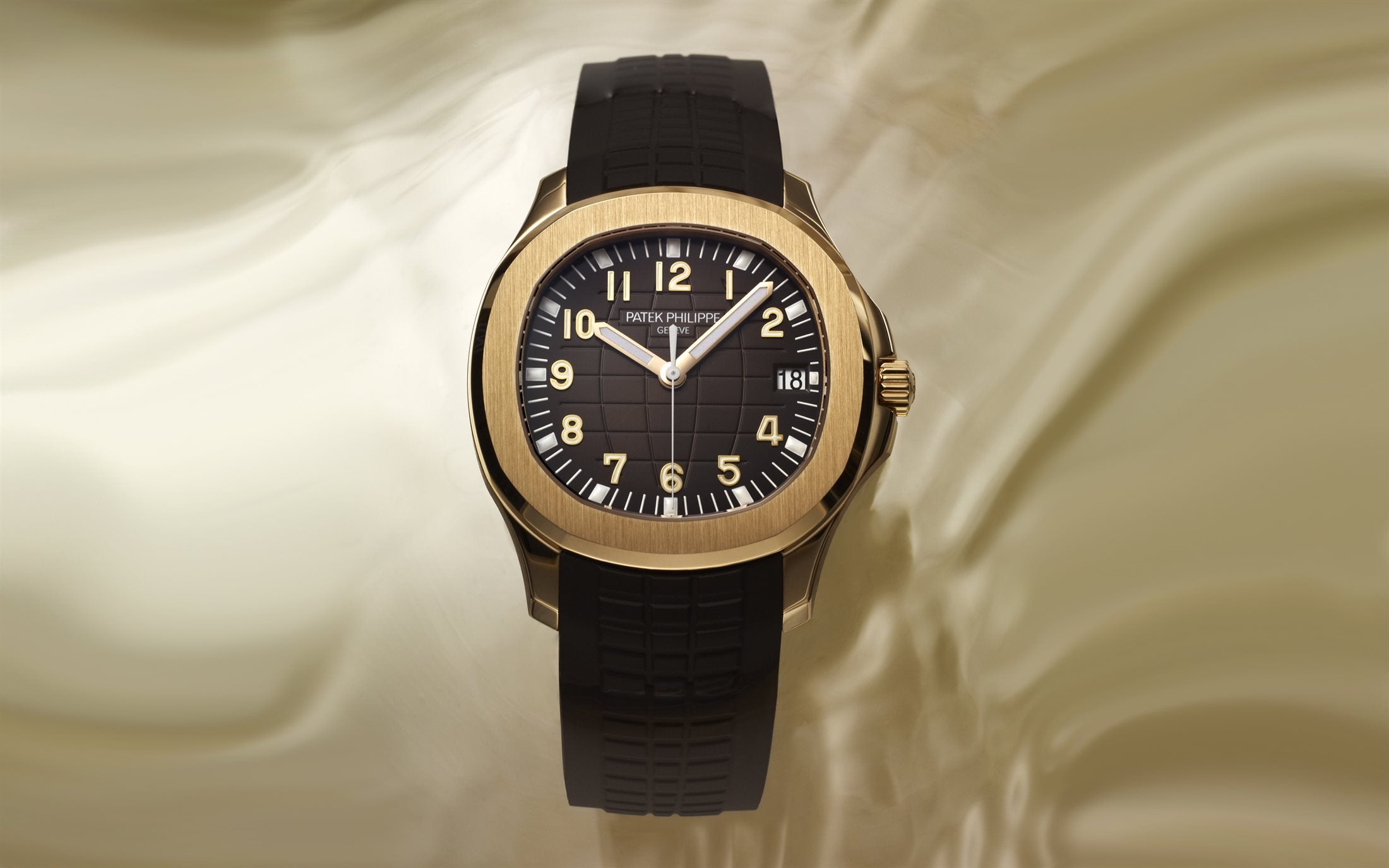 Patek Philippe Aquanaut Date, Sweep Seconds Watch, 18k Rose Gold 40,8mm, Ref# 5167R-001 - Image 5