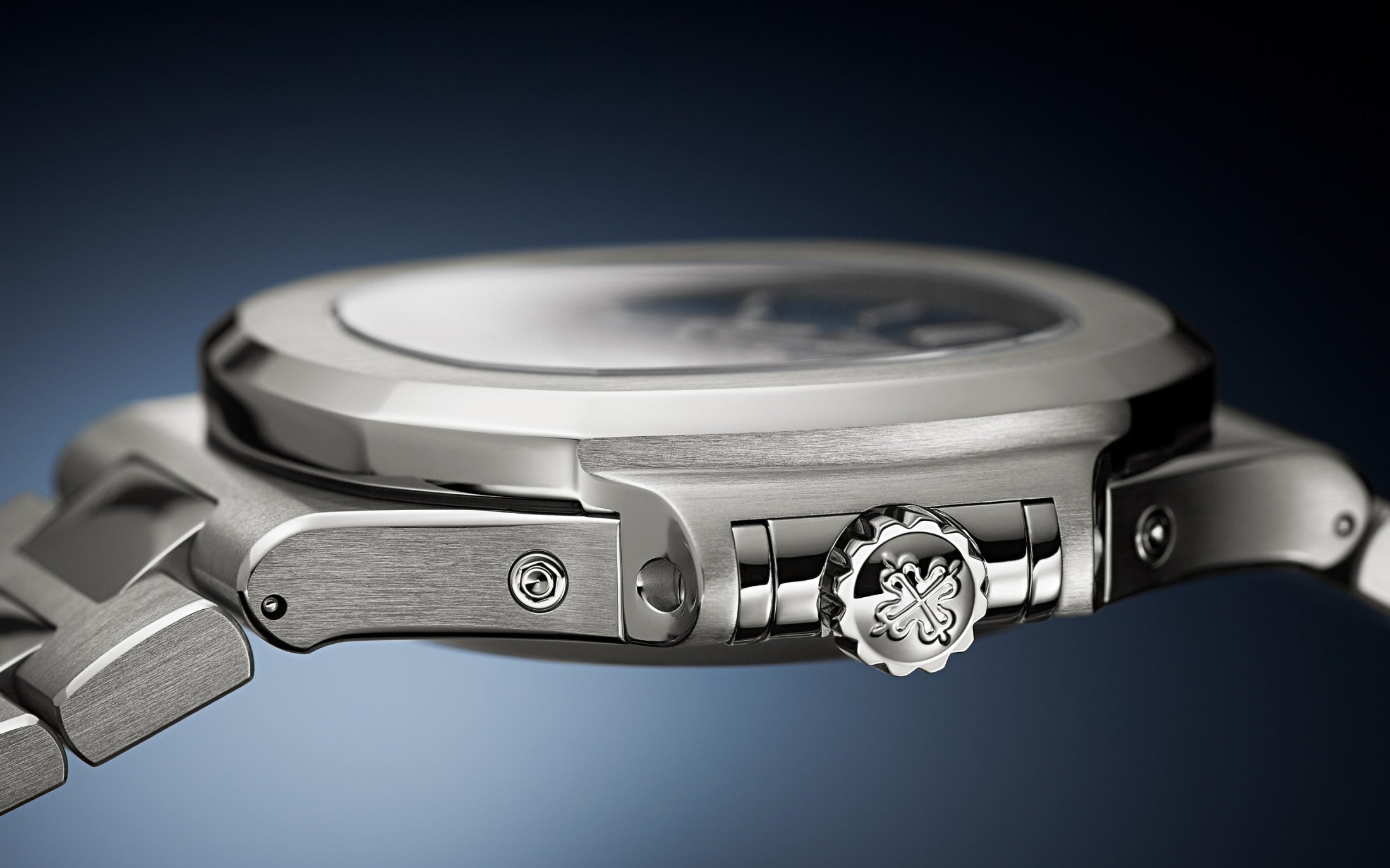 Patek Philippe Nautilus Annual Calendar, Moon Phases Watch, Stainless Steel, 40,5 mm, Ref# 5726/1A-014 - Image 9