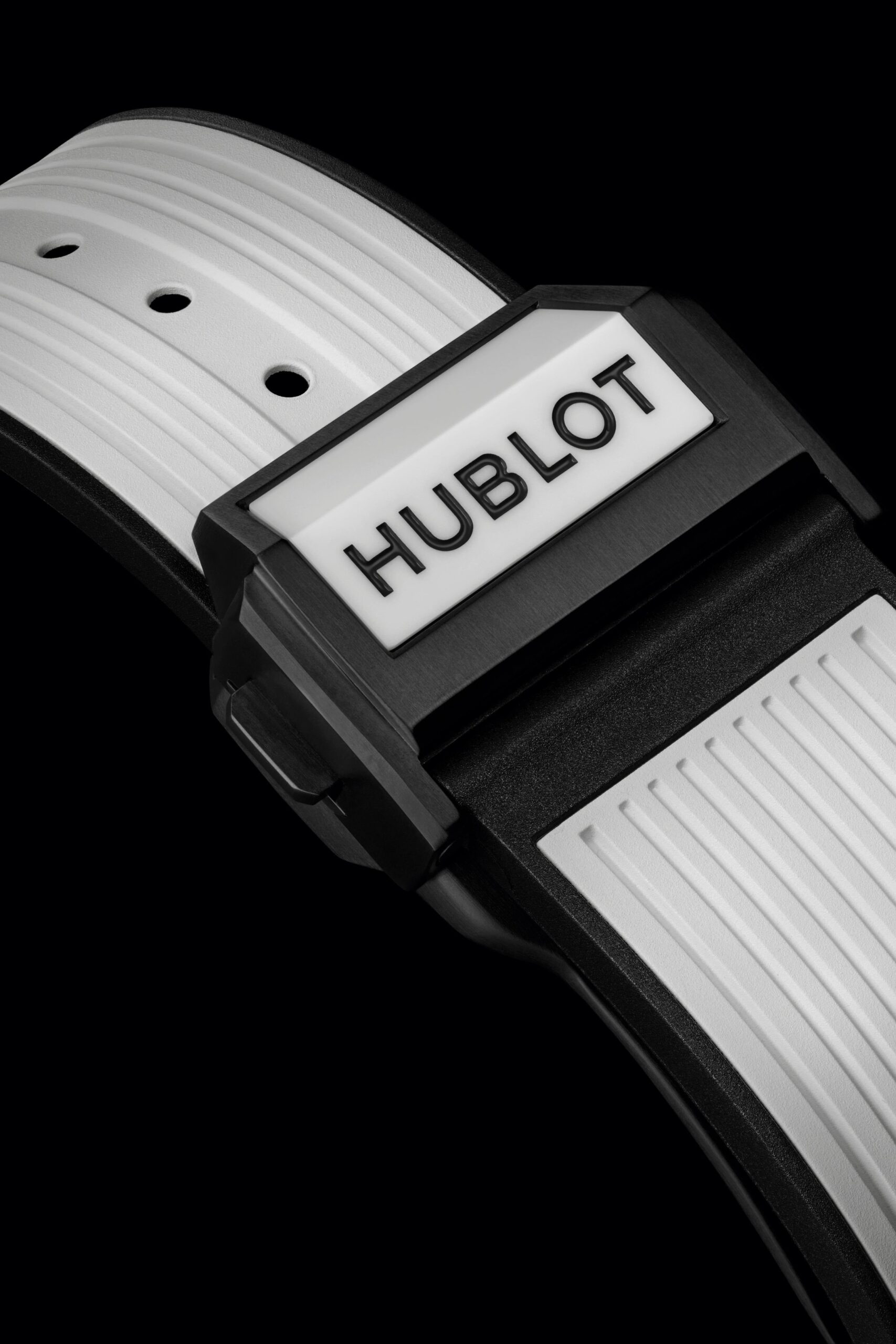 Hublot Big Bang Unico White Ceramic, 44mm, Ref# 421.HX.1170.RX, Unworn 2024 - Image 3