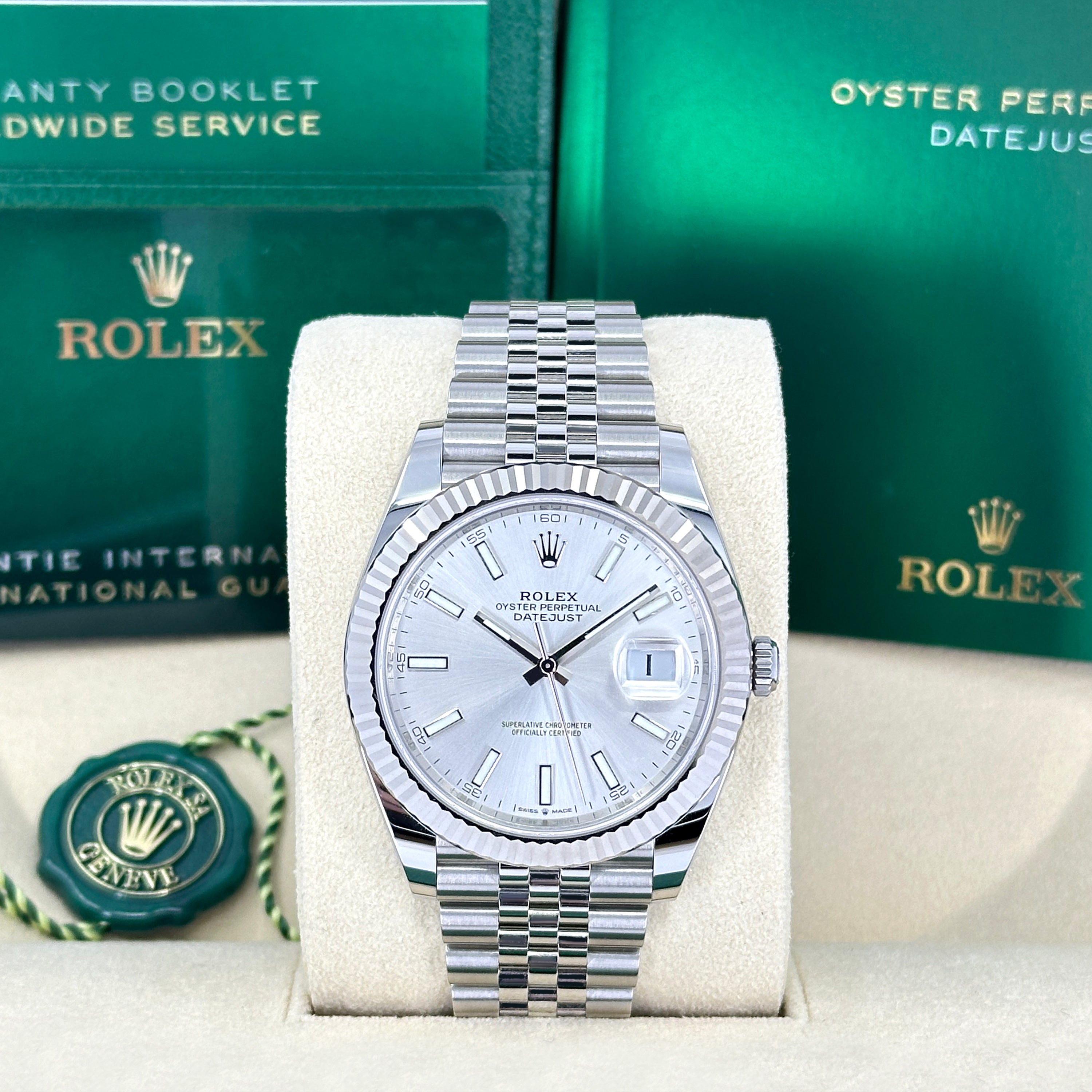 Rolex Datejust 41, Stainless Steel and 18k White Gold, 41mm, Ref# 126334-0004 - Image 2