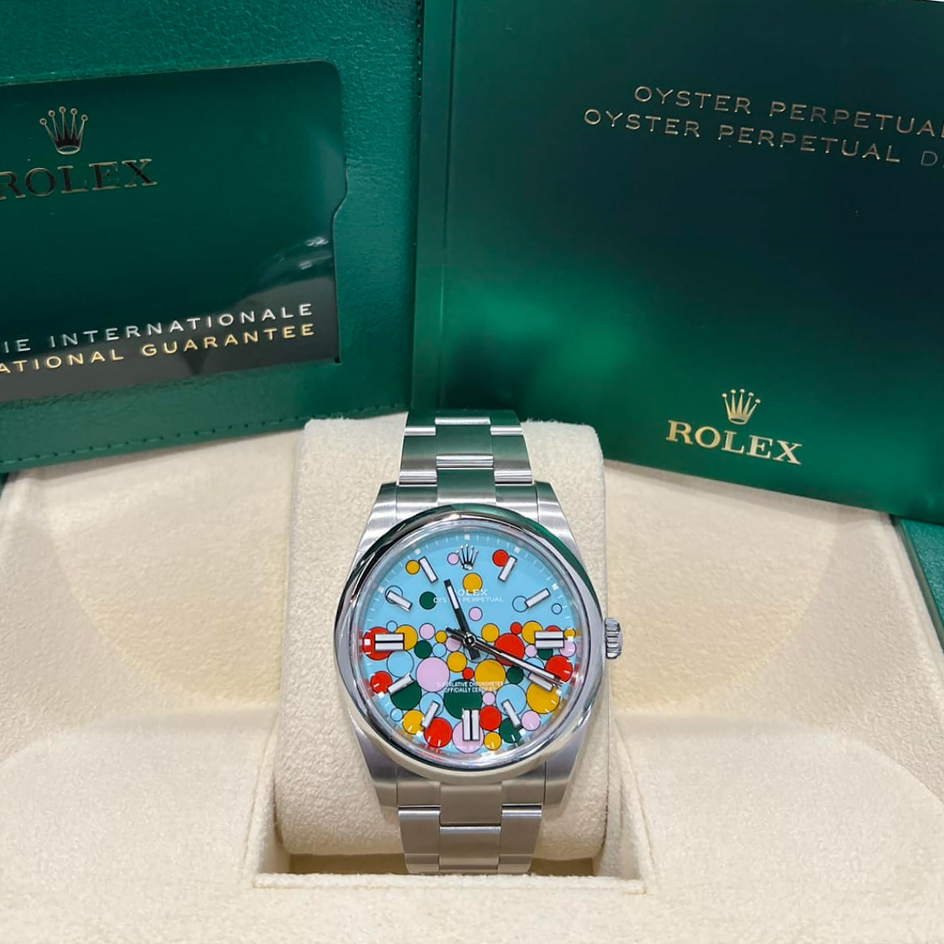 Rolex Oyster Perpetual 41, Oystersteel, 41mm, Turquoise Celebration Motif Dial, Ref# 124300-0008 - Image 2