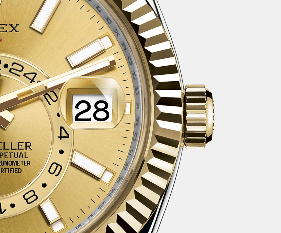 Rolex Sky-Dweller 42mm, Oystersteel and 18k Yellow Gold, Ref# 326933-0004 - Image 4
