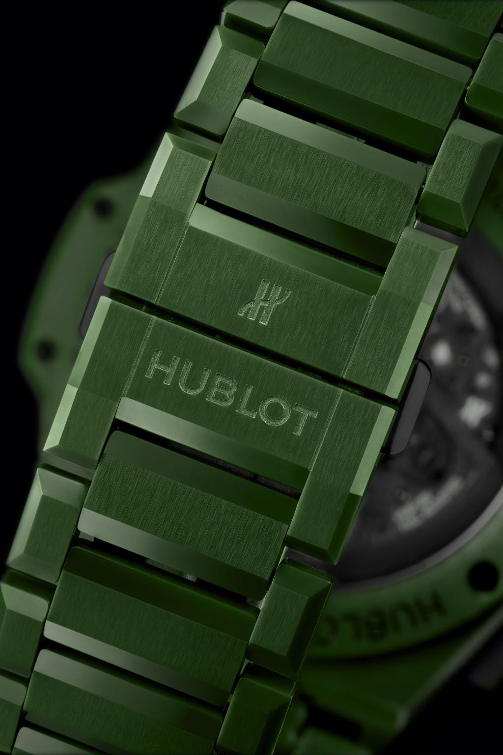 Hublot Big Bang INTEGRATED GREEN CERAMIC, 42mm, Ref# 451.GX.5220.GX, Unworn 2025 - Image 4