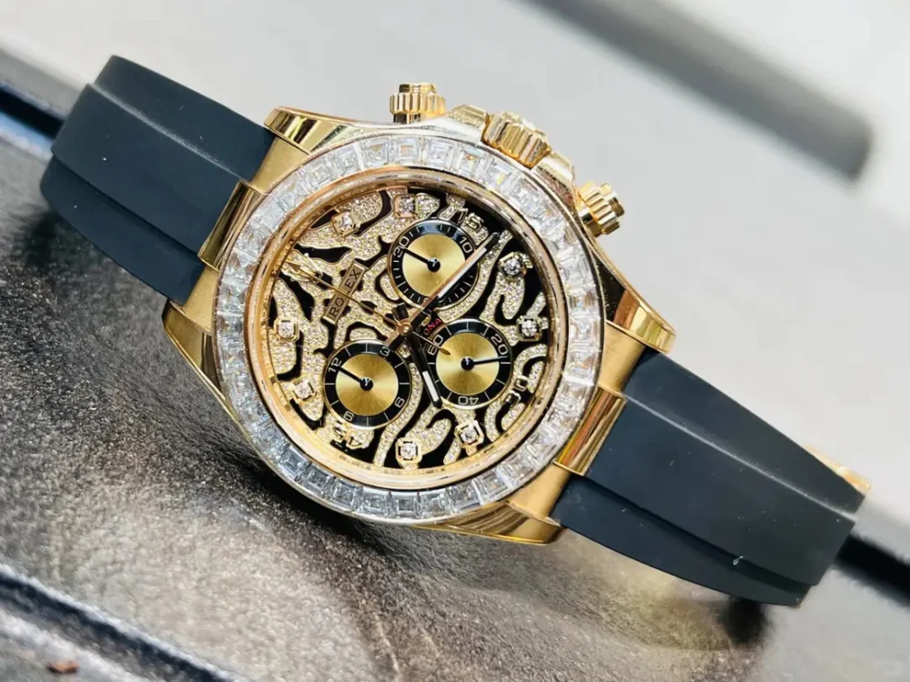 Rolex Cosmograph Daytona Everose Gold Baguette Diamond Bezel with Pavé Diamond Dial - Image 6